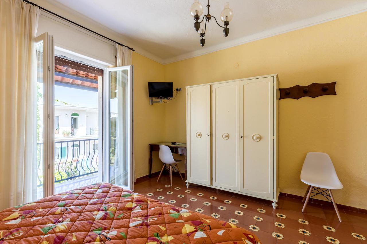 Pensione Villa Mafalda Форио Экстерьер фото